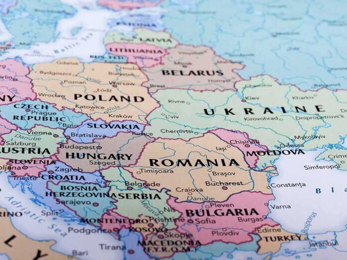shutterstock_424807234 Political map of Eastern Europe highlighting countries and borders
